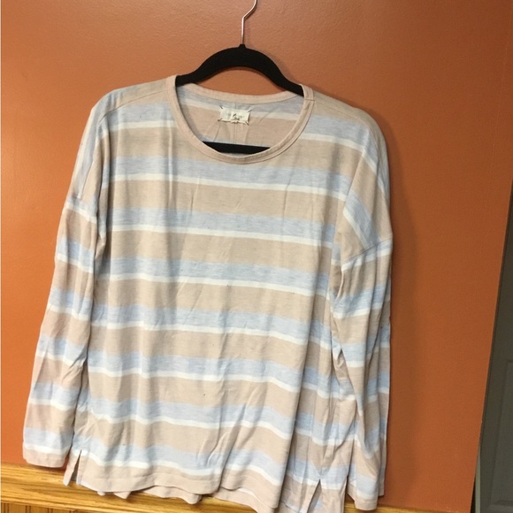Lou & Grey Long Sleeve Casual Loose Fit Scoop Neck Tee Size XL - Picture 1 of 3